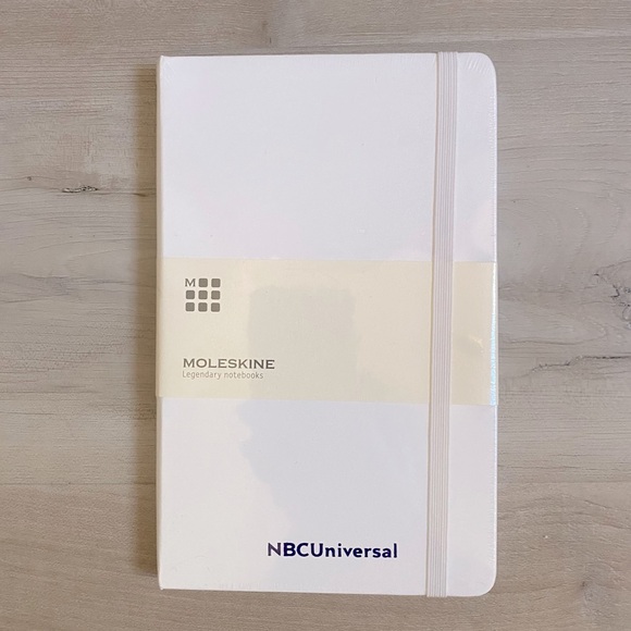 MOLESKINE • NEW! Notebook with NBC Universal Customization - Picture 1 of 7